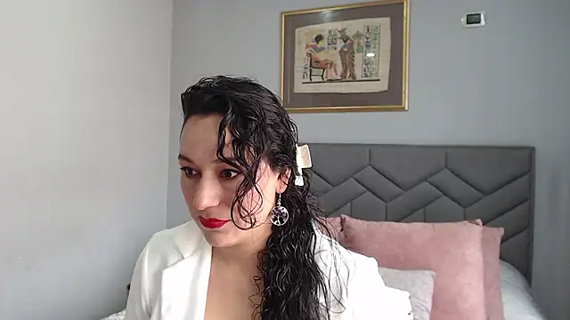 Elizabeth bennett 6 online show from February 12, 5:36 pm