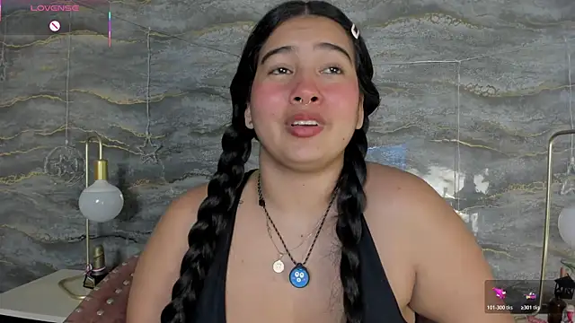 lilithst  online show from December 13, 8:26 pm