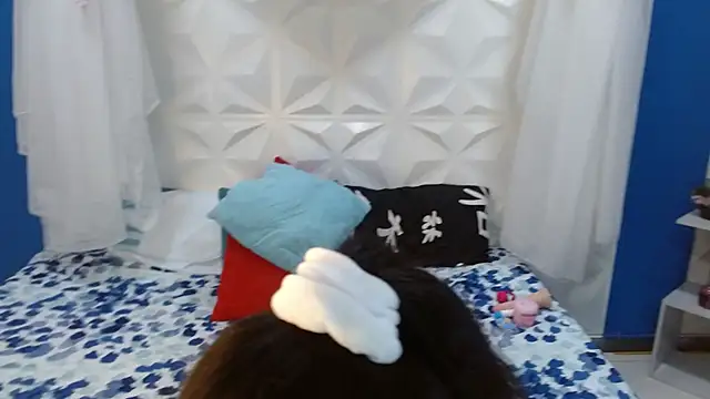 Miagreys1 online show from November 5, 12:32 pm