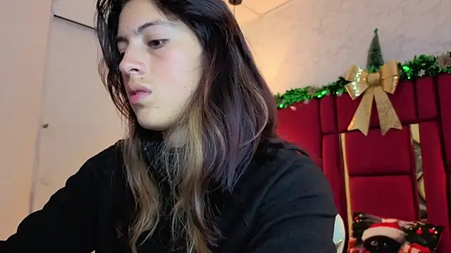 moon winy online show from December 18, 11:26 am