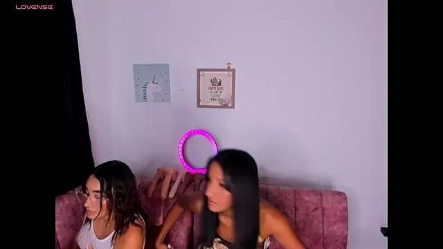 lanasin  online show from January 9, 11:20 pm