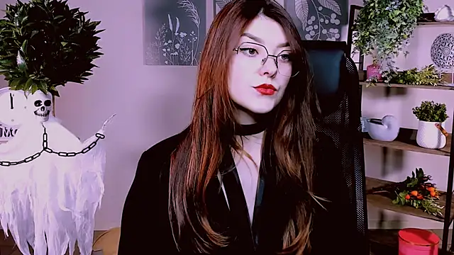 AnaSteisher online show from October 27, 1:28 pm