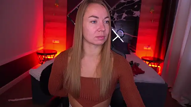 VixenMuse online show from October 27, 6:53 am