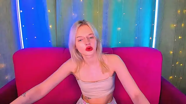 AlessaKiss online show from March 8, 2:15 am