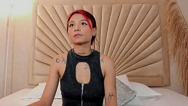 Emma duff online show from November 19, 7:25 pm