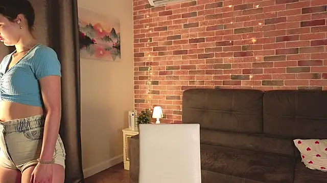 FoxFever online show from March 31, 5:07 am