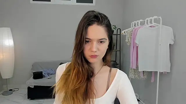 Ruth Peters online show from October 18, 1:03 pm