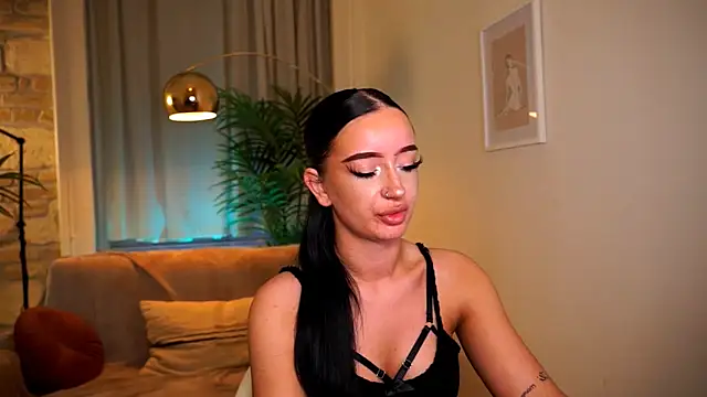  blackpearlll online show from March 20, 5:07 pm