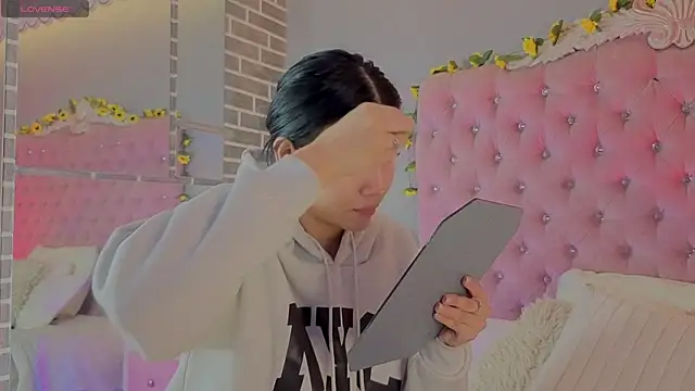 TanyaBello online show from April 9, 4:04 am