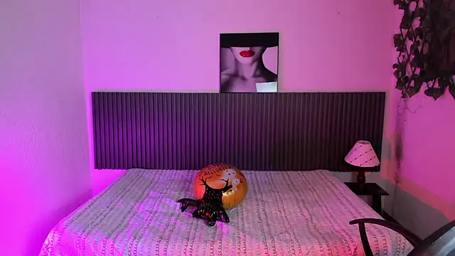 Dark Niight  online show from November 4, 12:43 pm