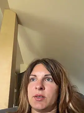 kinkysarahx online show from June 8, 9:21 am