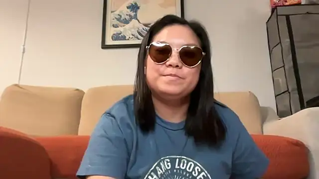 SweetBunny94 online show from May 14, 4:07 am
