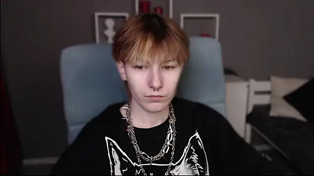 guitarandangell online show from February 28, 6:46 am