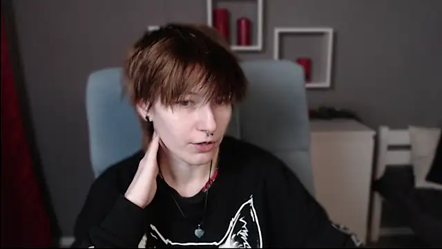 guitarandangell online show from November 21, 5:09 am