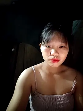 linh-miu99 online show from November 11, 1:45 am