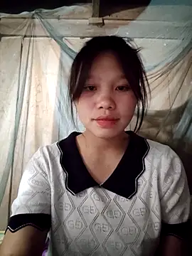 linh-miu99 online show from February 26, 1:32 pm