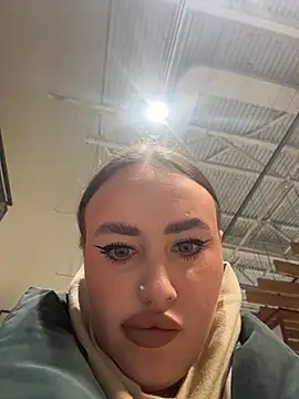 KiraSunshine online show from November 24, 4:03 am