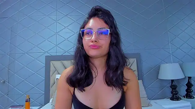 ViolettRouse online show from March 4, 4:57 pm