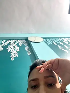 heenashai online show from November 12, 6:39 pm