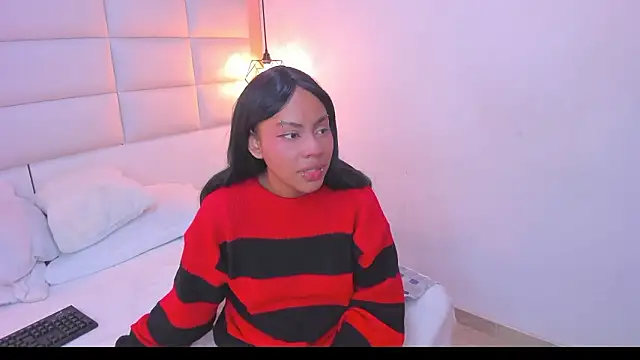 Sofia clk online show from March 19, 3:44 am