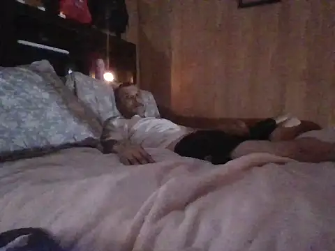 ravenlove1986 online show from October 28, 6:08 am