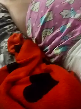 Casal em chamas online show from October 24, 4:08 am