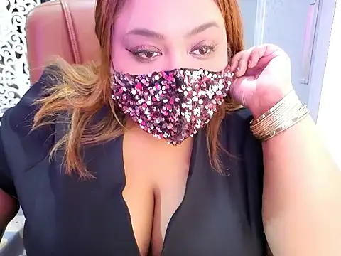 blackpearl     online show from April 5, 7:13 pm