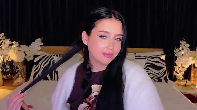 Felicia Herceg online show from November 28, 12:57 am