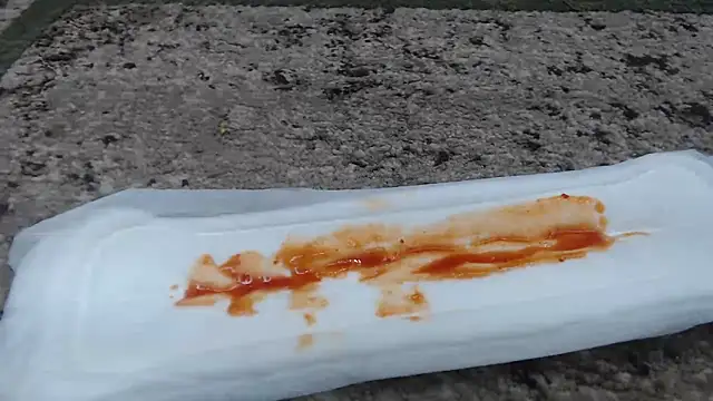 Hottie hania online show from April 5, 8:52 pm