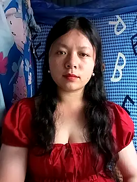 lisa-bae00 online show from April 1, 12:28 pm