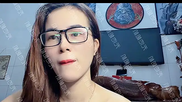 Family-Lovee online show from June 4, 7:29 pm