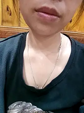 mekaka00 online show from April 21, 1:51 pm