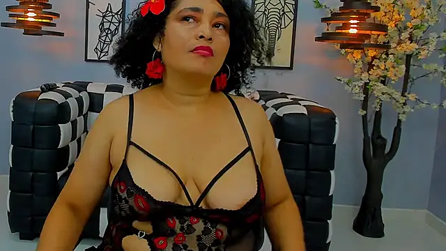 Bianca Millf online show from April 12, 7:55 am