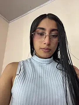 Violeet-Smith online show from November 11, 10:18 pm