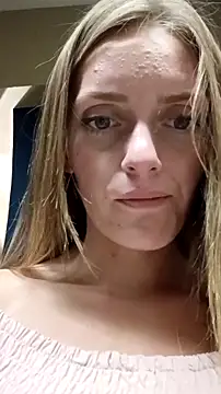 Tessietee online show from October 20, 9:29 pm