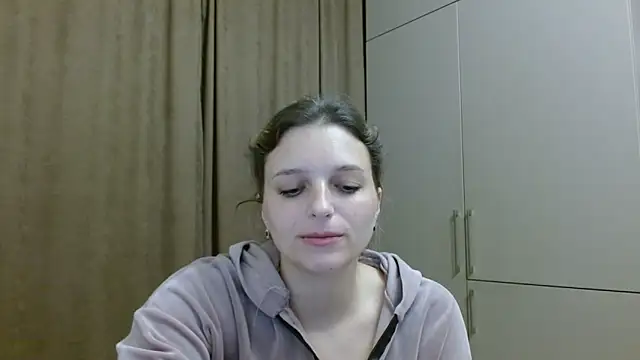 ElisSky301 online show from November 22, 9:06 pm