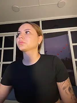 Beella1  online show from February 19, 11:32 am