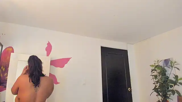 YariRose online show from March 2, 2:24 pm