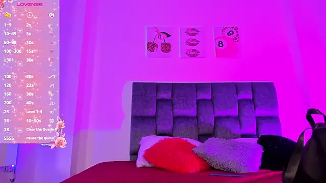 kittymonroe1 online show from March 2, 6:03 pm