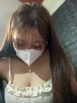 kitty-20x online show from March 6, 7:03 am