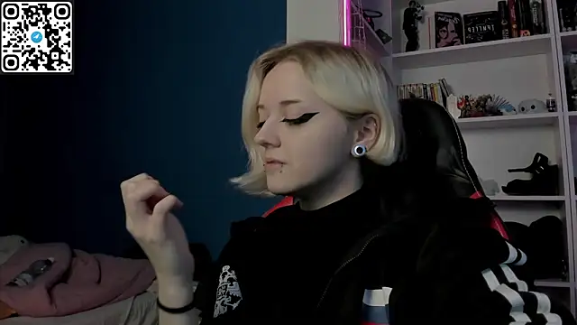 Holy Mistress S online show from January 16, 10:55 am