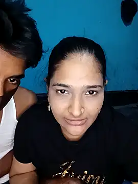 CoupleShow 432 online show from November 13, 5:01 pm