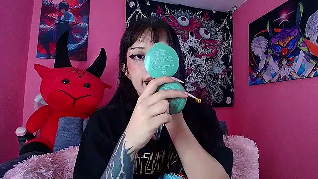 GothGaby online show from December 22, 2:36 am