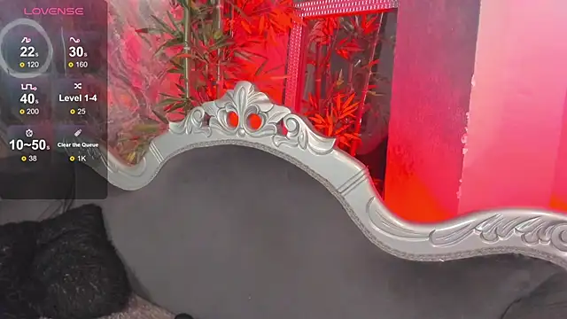 sydney miller  online show from April 10, 11:22 pm