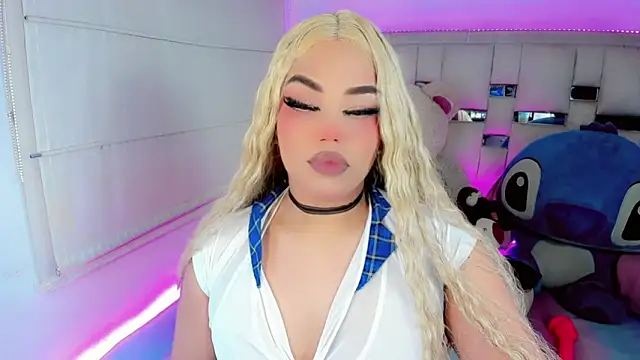 Alannys xHotx online show from May 12, 10:33 am
