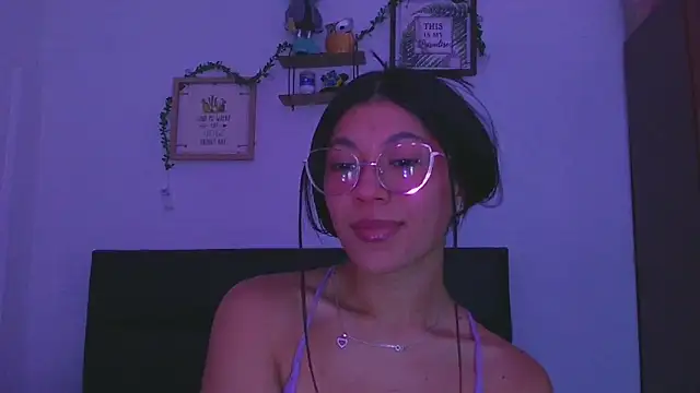 LissyM online show from November 22, 1:52 am