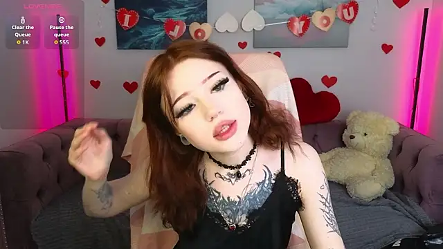 Emma Kirks online show from February 22, 3:24 pm