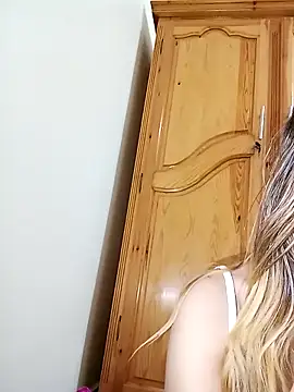 indilasixeey online show from December 21, 3:11 am