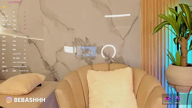 Fyre divine online show from November 26, 12:39 pm