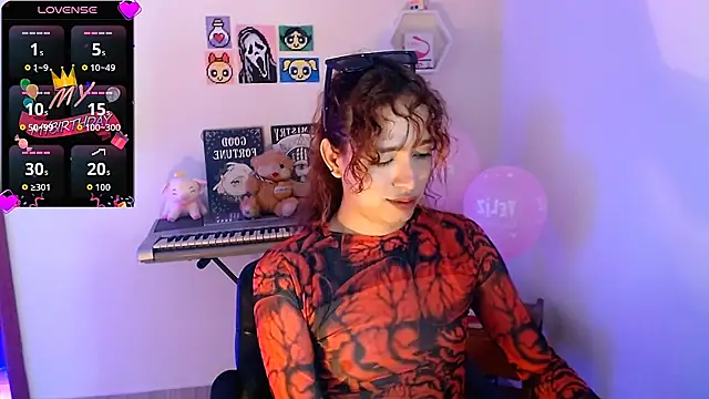 AdelineEsposito online show from February 6, 3:43 am